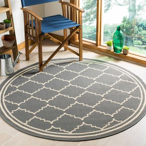 Courtyard Black/Creme Square Rug-Color:Grey/Beige,Shape:Round,Size:6'-7*6'-7
